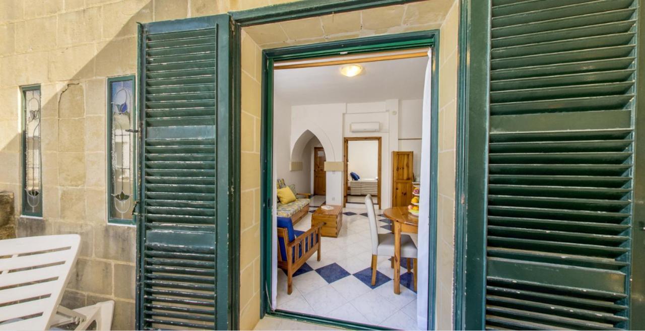 Villa Xemxija クレンディ エクステリア 写真